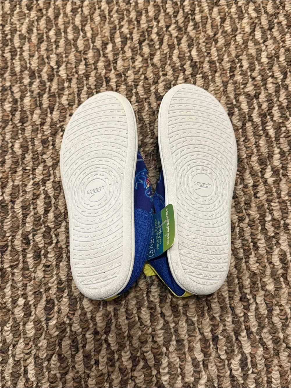 NWT kids Speedo shoes